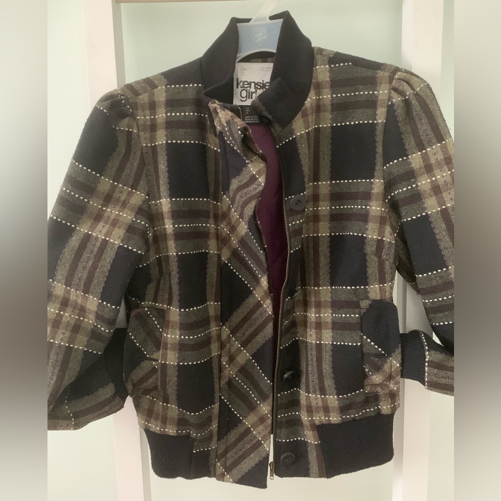 Size S Kensie Girl bomber jacket. Tweed plaid design, and quilted liner.